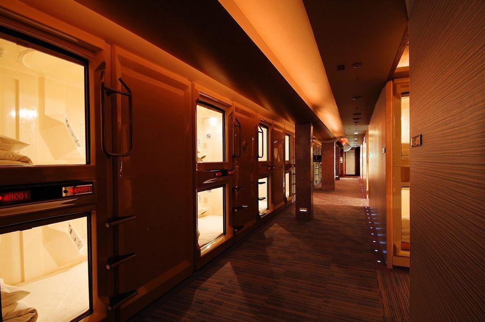 Capsule Inn Osaka Exterior foto